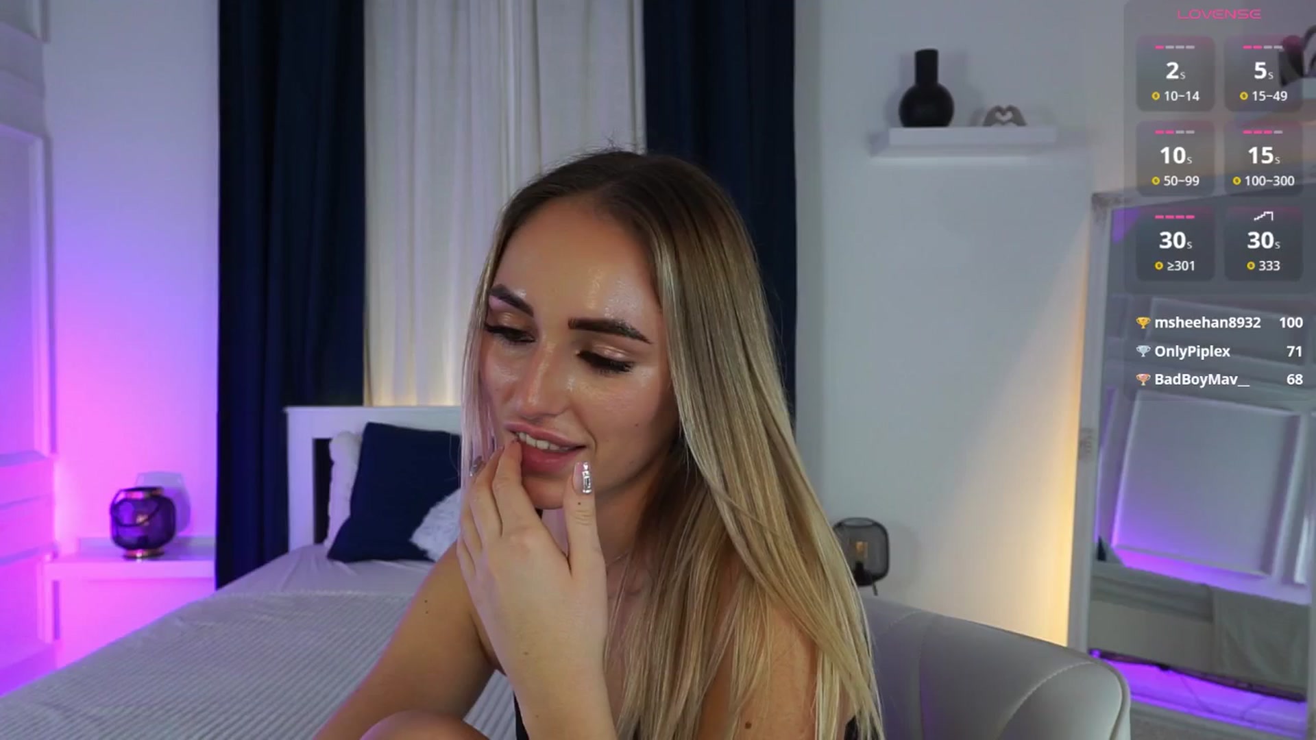 Gallery image thumbnail from LenaaStar's myfreecams stream on, 12/12/2025, 21:01 image 3 of 20