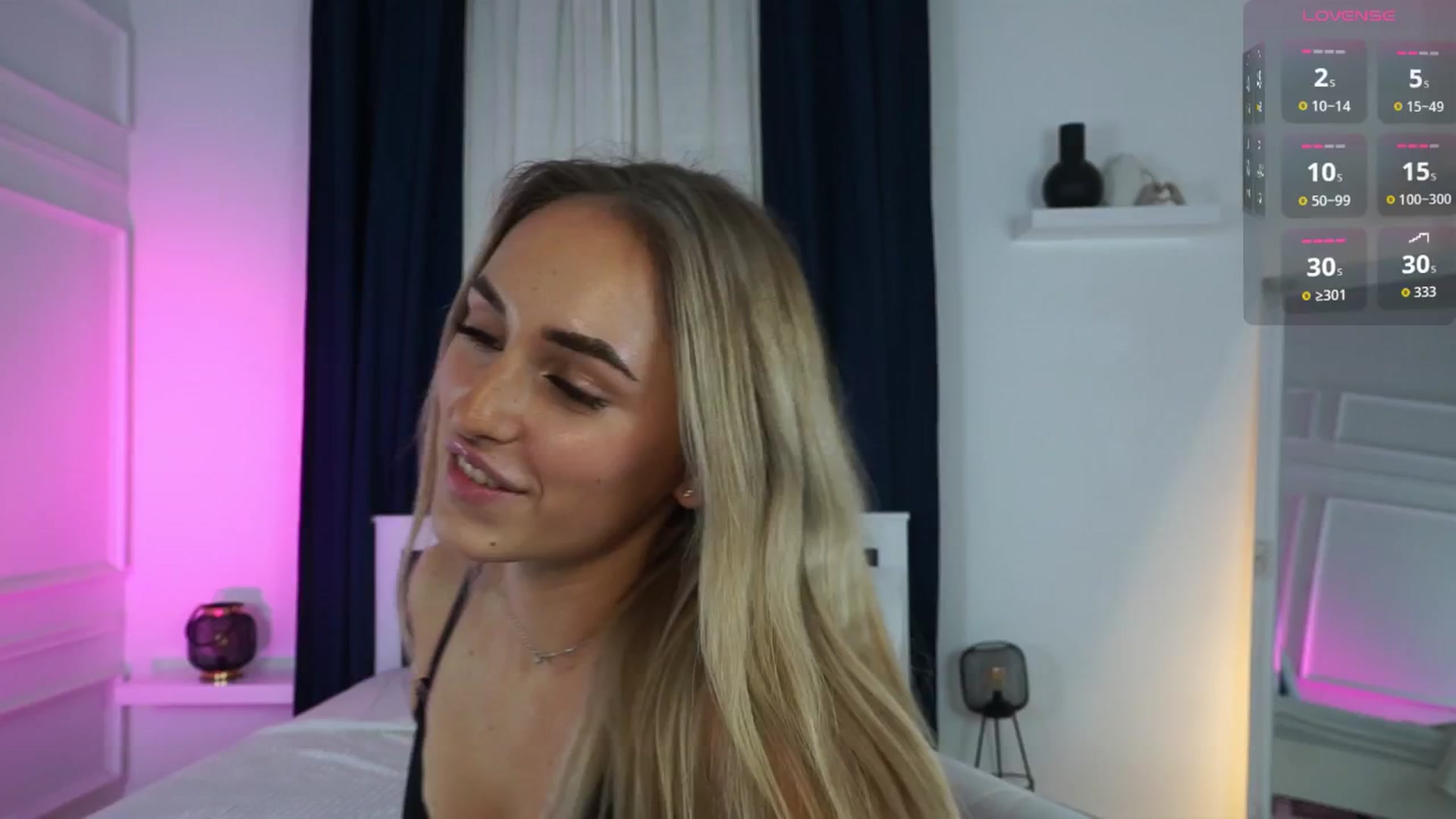 Gallery image thumbnail from LenaaStar's myfreecams stream on, 12/18/2025, 16:56 image 3 of 20