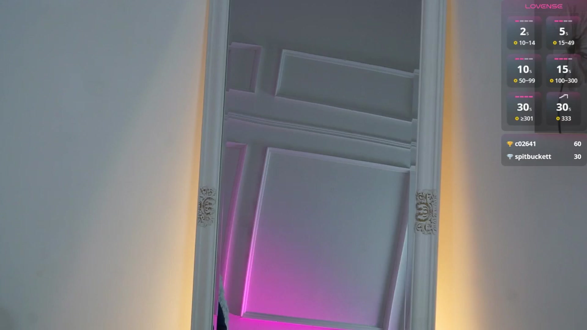 Gallery image thumbnail from LenaaStar's myfreecams stream on, 12/19/2025, 18:26 image 17 of 20