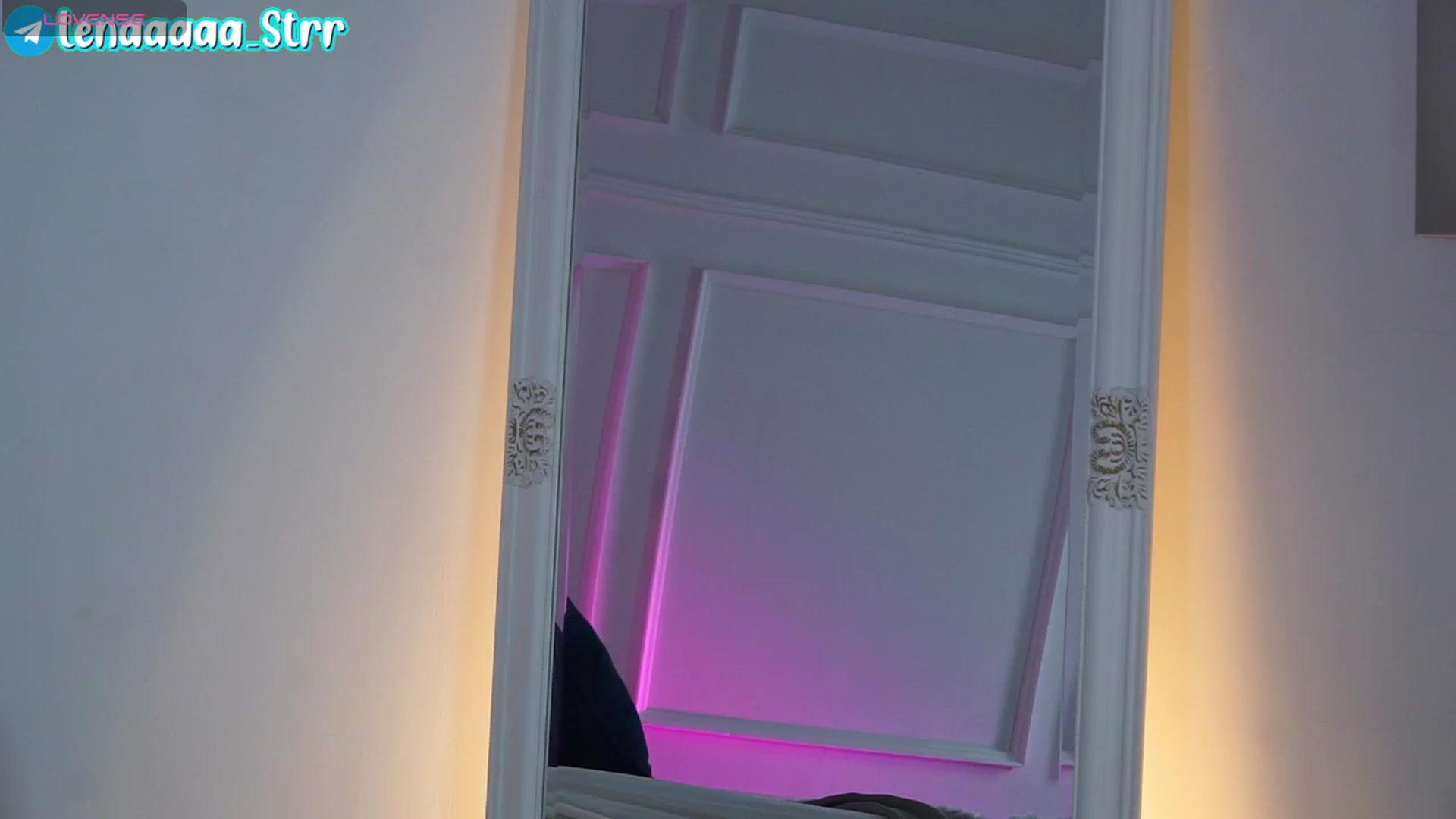 Gallery image thumbnail from LenaaStar's myfreecams stream on, 12/23/2025, 18:12 image 15 of 20
