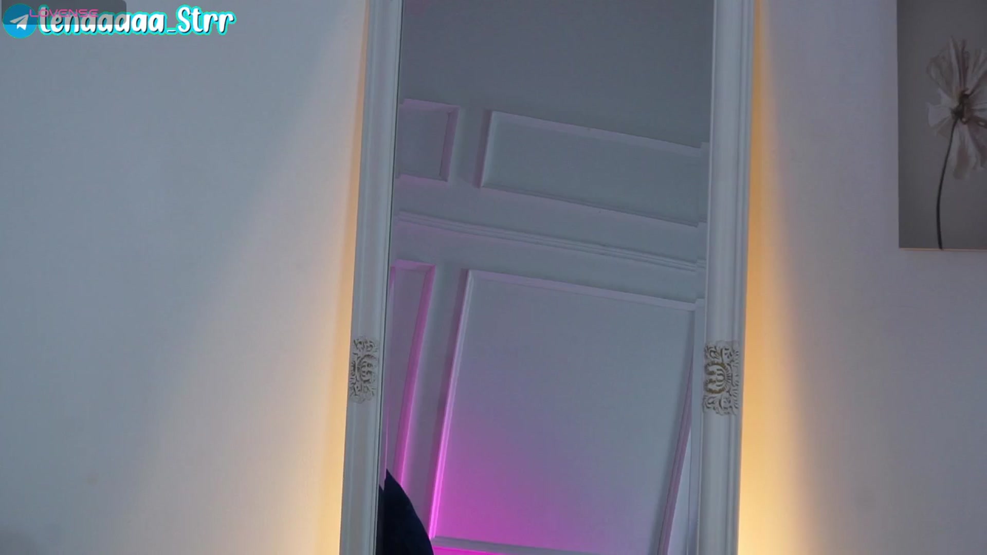 Gallery image thumbnail from LenaaStar's myfreecams stream on, 12/23/2025, 18:12 image 10 of 20