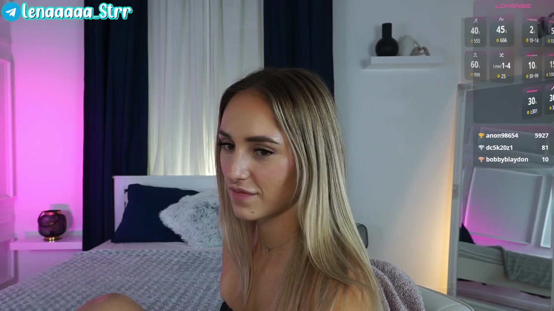 Gallery image thumbnail from LenaaStar's myfreecams stream on, 12/23/2025, 20:39 image 9 of 20