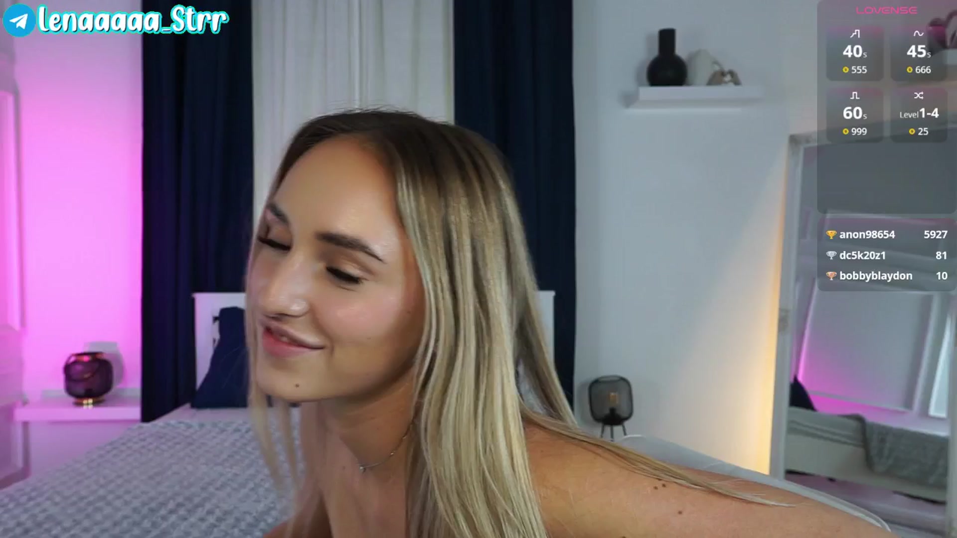 Gallery image thumbnail from LenaaStar's myfreecams stream on, 12/23/2025, 20:39 image 17 of 20