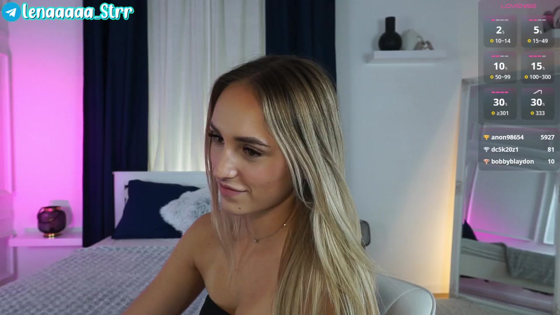 Gallery image thumbnail from LenaaStar's myfreecams stream on, 12/23/2025, 20:39 image 15 of 20