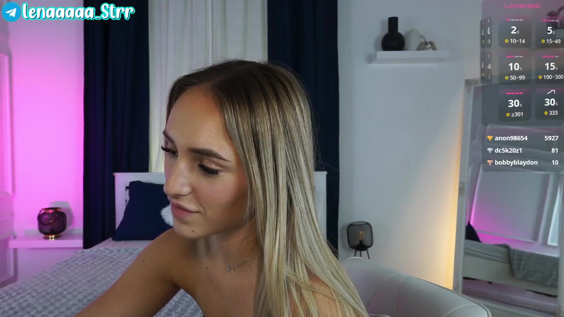 Gallery image thumbnail from LenaaStar's myfreecams stream on, 12/23/2025, 20:39 image 19 of 20