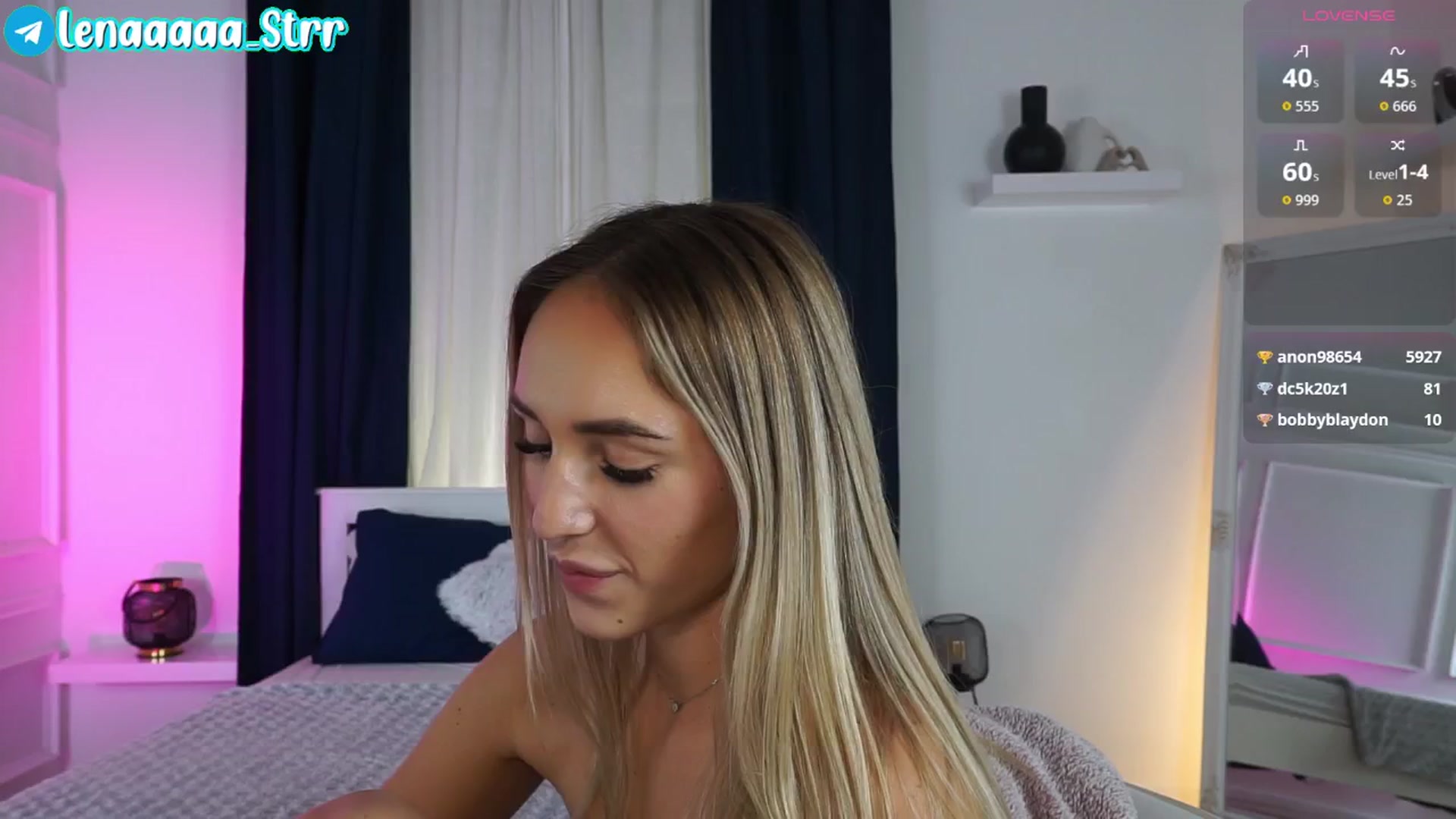 Gallery image thumbnail from LenaaStar's myfreecams stream on, 12/23/2025, 20:39 image 2 of 20