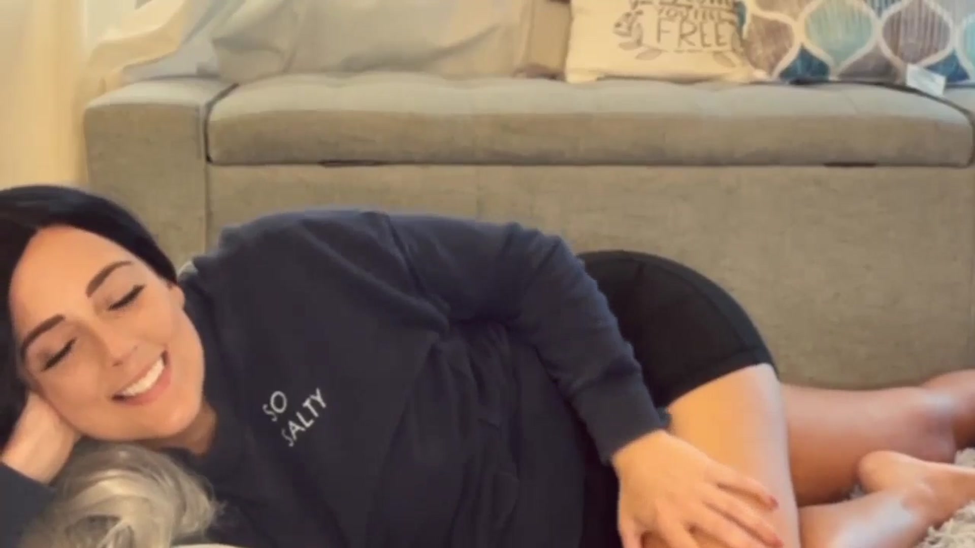 Gallery image thumbnail from Lenajane's myfreecams stream on, 10/12/2024, 20:04 image 8 of 20