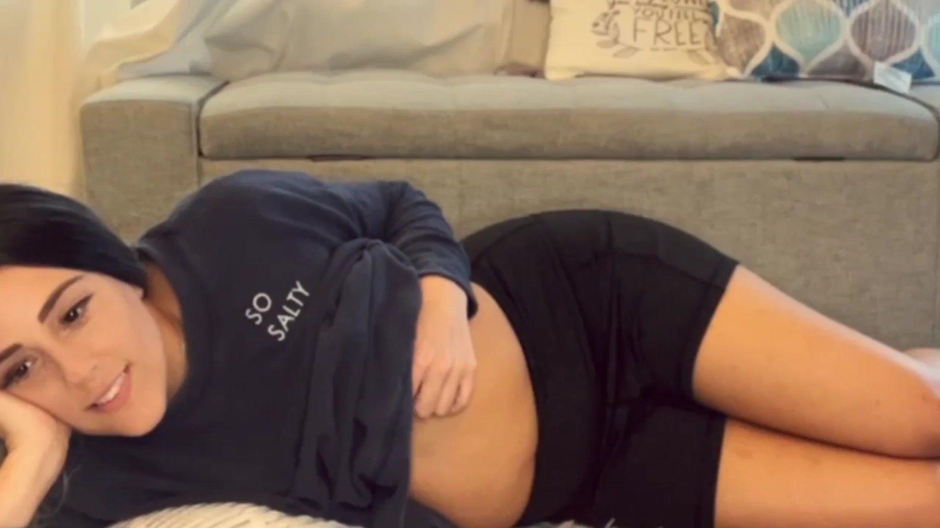Gallery image thumbnail from Lenajane's myfreecams stream on, 10/12/2024, 20:04 image 1 of 20