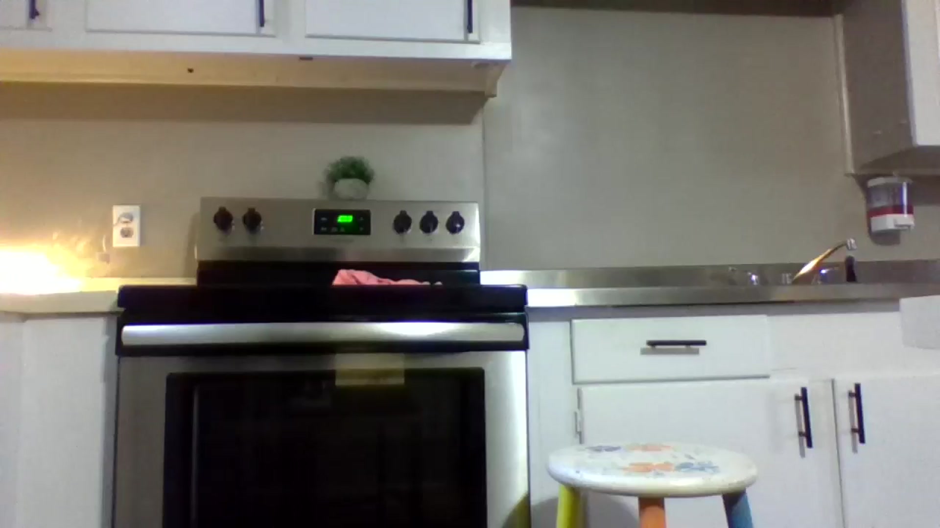 Gallery image thumbnail from LeniHill's myfreecams stream on, 11/20/2024, 18:20 image 7 of 20