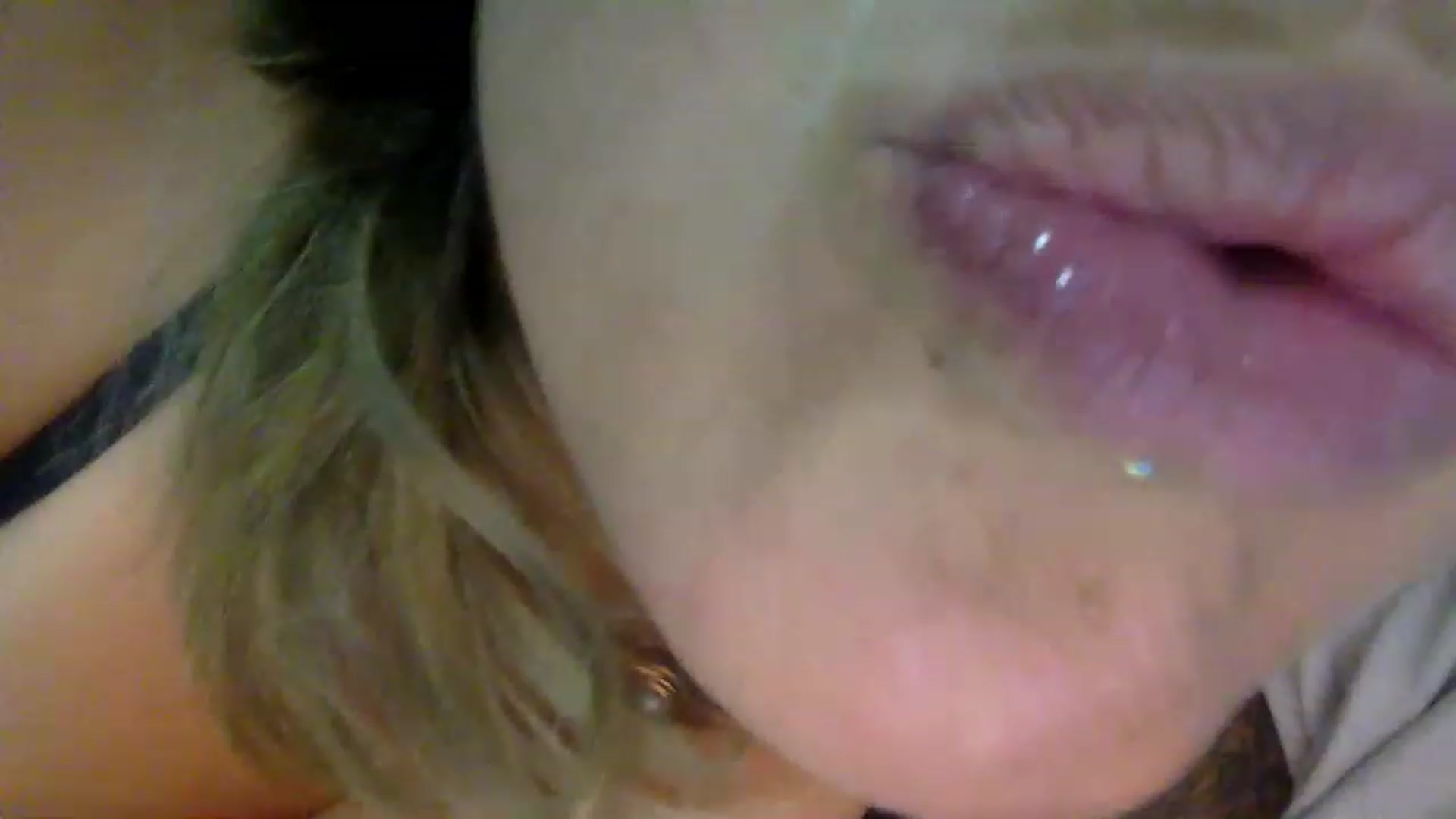 Gallery image thumbnail from Leo_Hazey's myfreecams stream on, 11/16/2022, 09:50 image 10 of 20