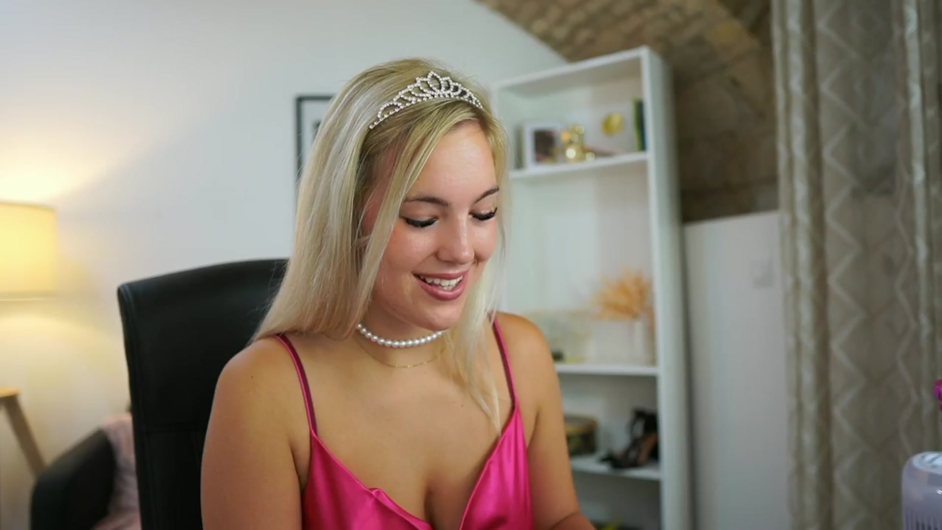 Gallery image thumbnail from Leokitty_'s myfreecams stream on, 08/05/2025, 10:53 image 20 of 20