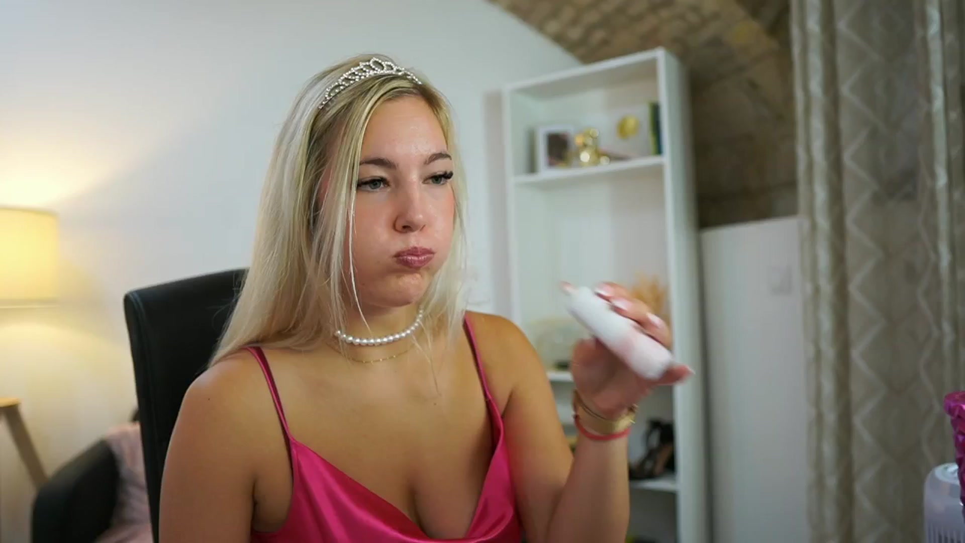 Gallery image thumbnail from Leokitty_'s myfreecams stream on, 08/05/2025, 10:53 image 5 of 20