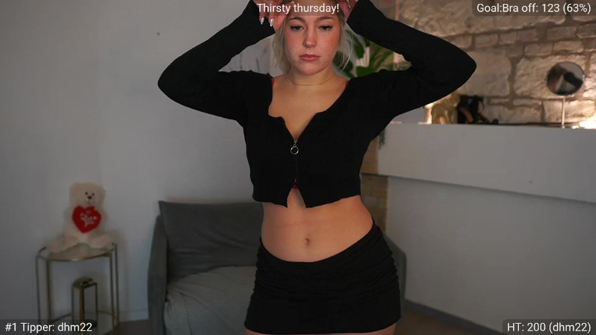 Gallery image thumbnail from Leokitty_'s myfreecams stream on, 01/08/2026, 18:53 image 19 of 20