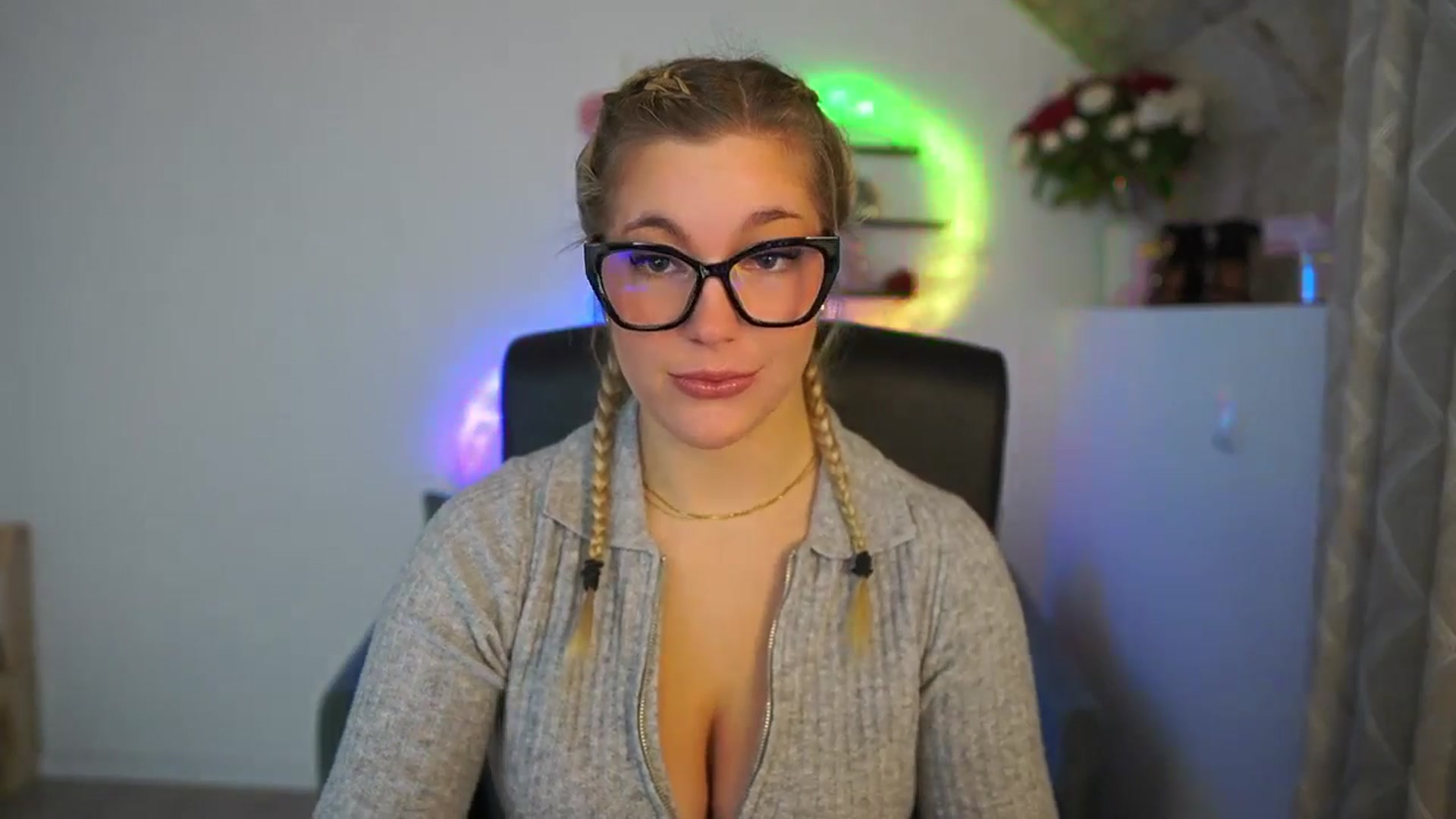 Gallery image thumbnail from Leokitty_'s myfreecams stream on, 02/03/2026, 14:40 image 4 of 20