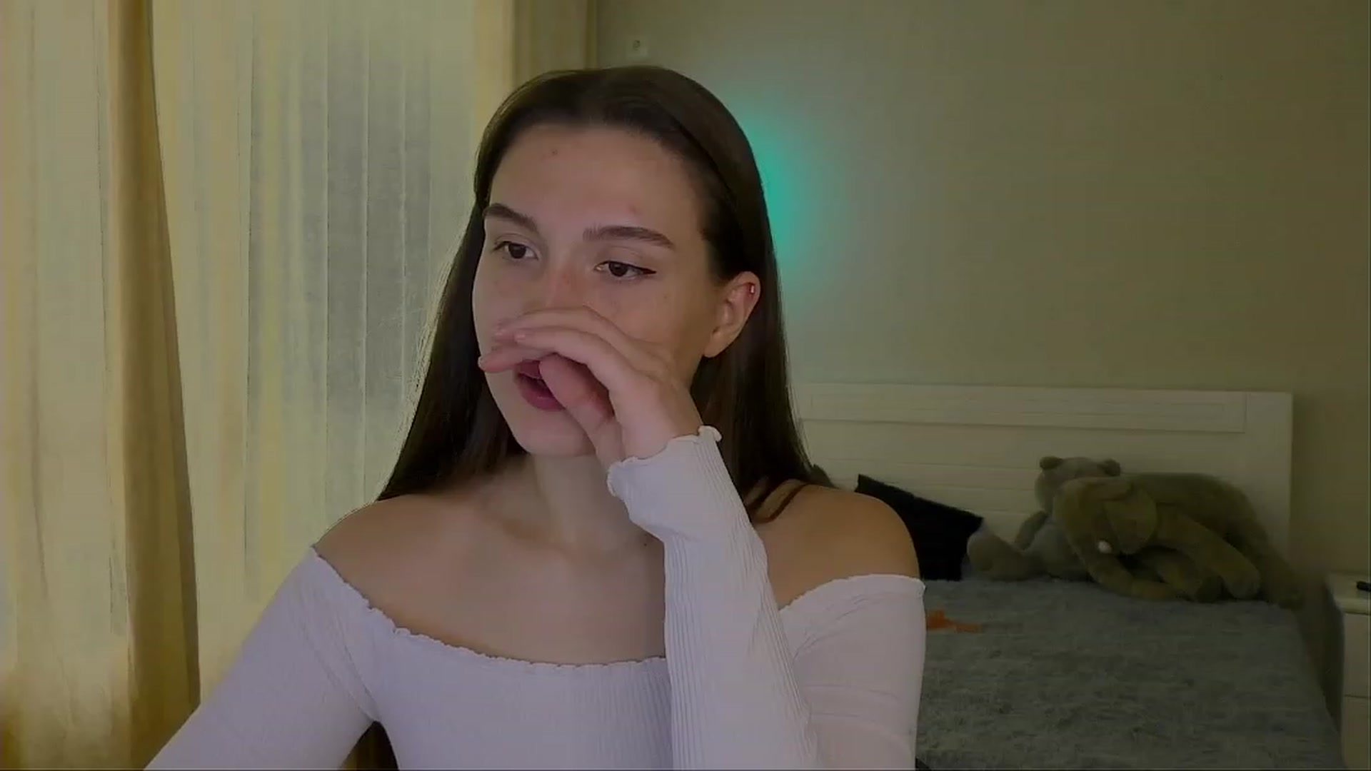 Gallery image thumbnail from LeraNuttella's myfreecams stream on, 03/27/2023, 08:59 image 3 of 20