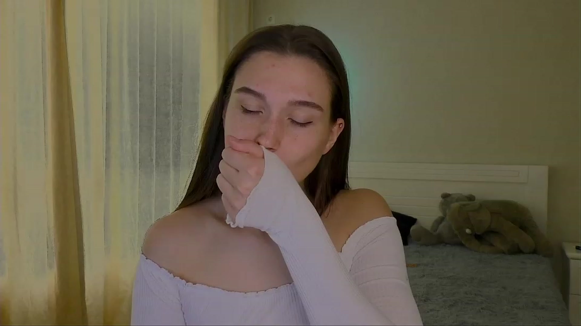 Gallery image thumbnail from LeraNuttella's myfreecams stream on, 03/27/2023, 08:59 image 2 of 20