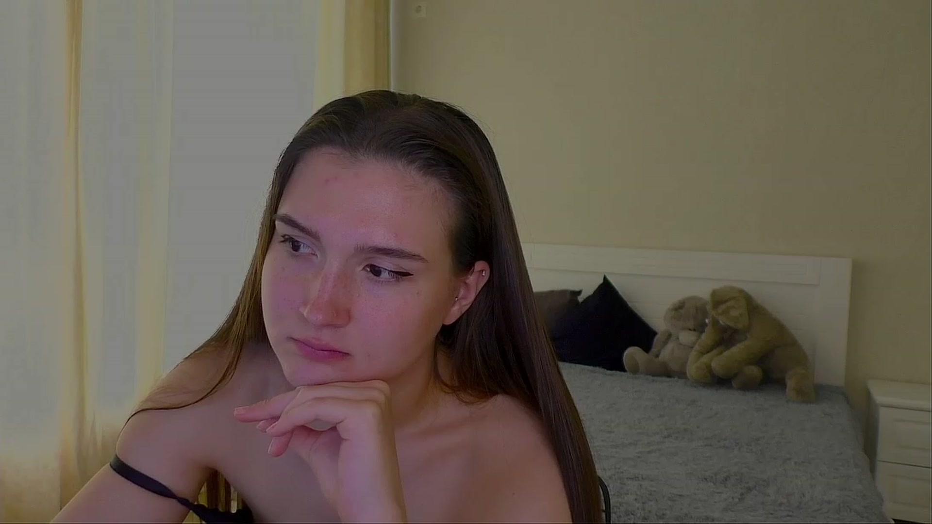 Gallery image thumbnail from LeraNuttella's myfreecams stream on, 03/29/2023, 09:59 image 5 of 20