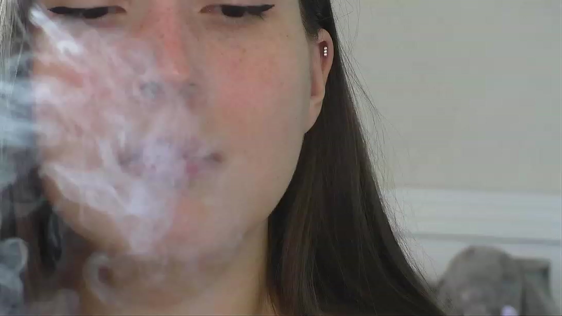 Gallery image thumbnail from LeraNuttella's myfreecams stream on, 04/07/2023, 08:27 image 7 of 20