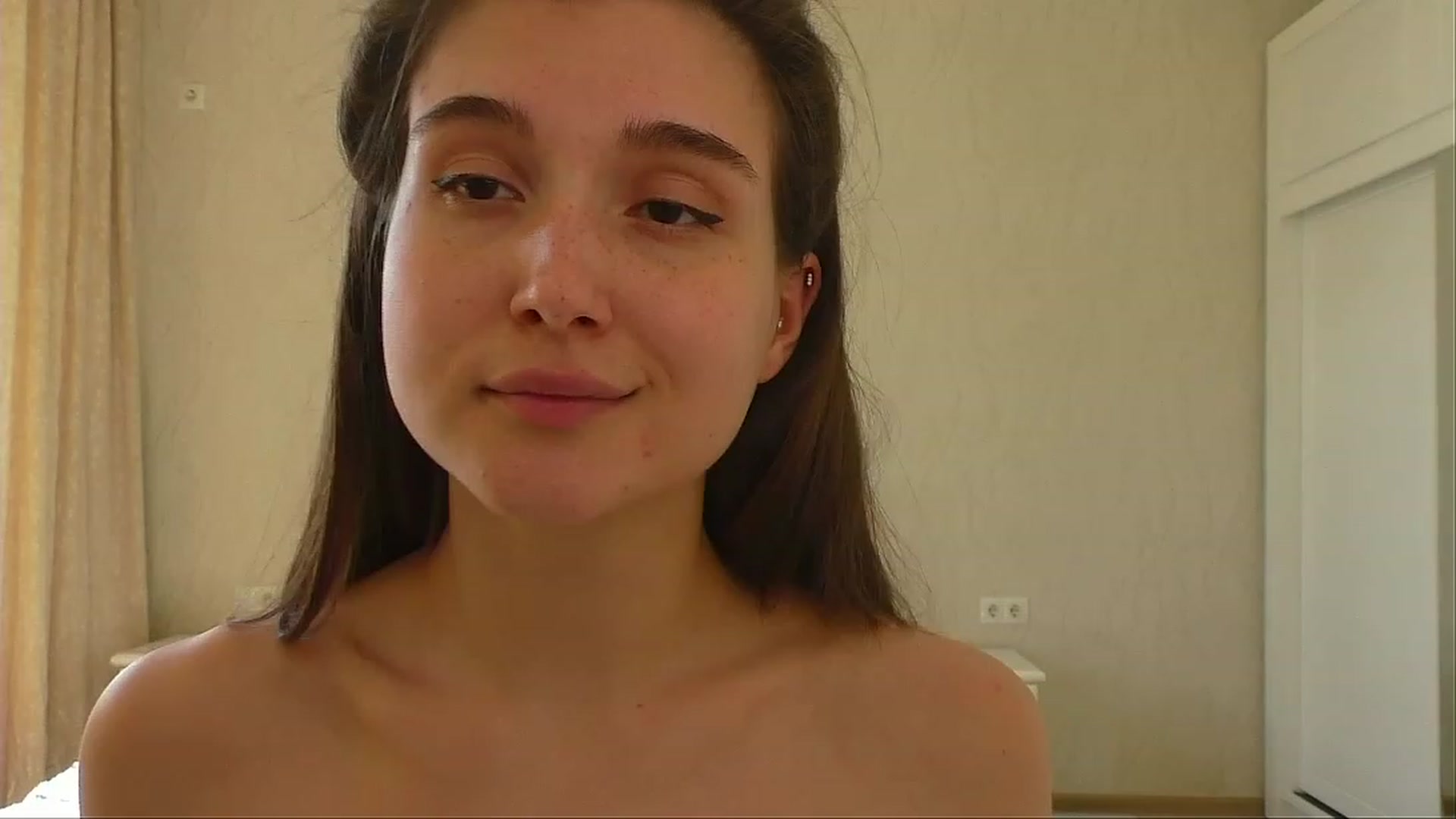 Gallery image thumbnail from LeraNuttella's myfreecams stream on, 04/22/2023, 12:28 image 10 of 20