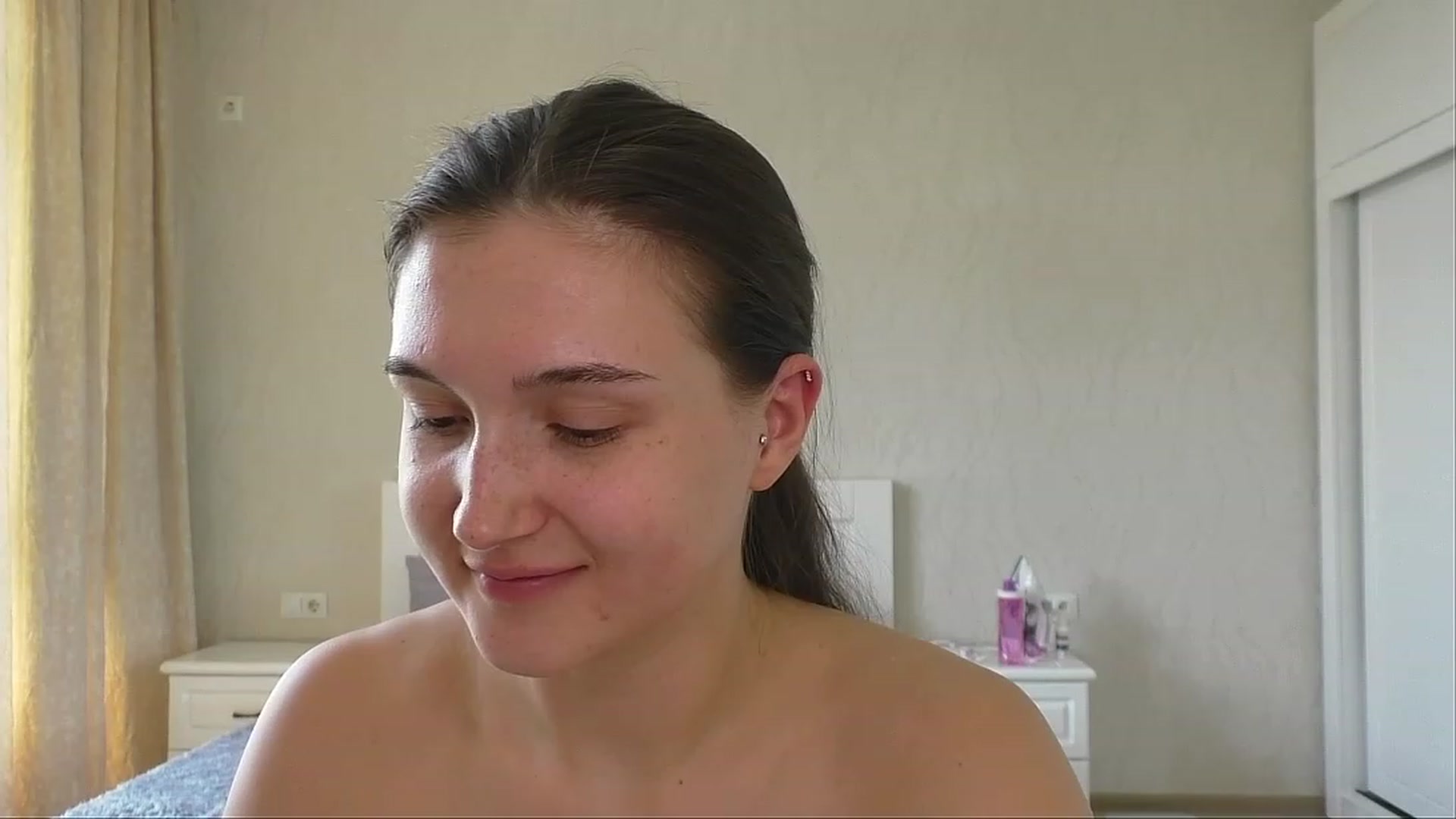 Gallery image thumbnail from LeraNuttella's myfreecams stream on, 04/26/2023, 09:13 image 6 of 20