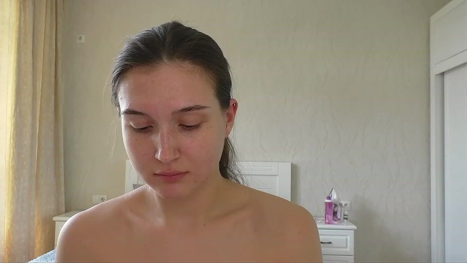 Gallery image thumbnail from LeraNuttella's myfreecams stream on, 04/26/2023, 09:13 image 3 of 20