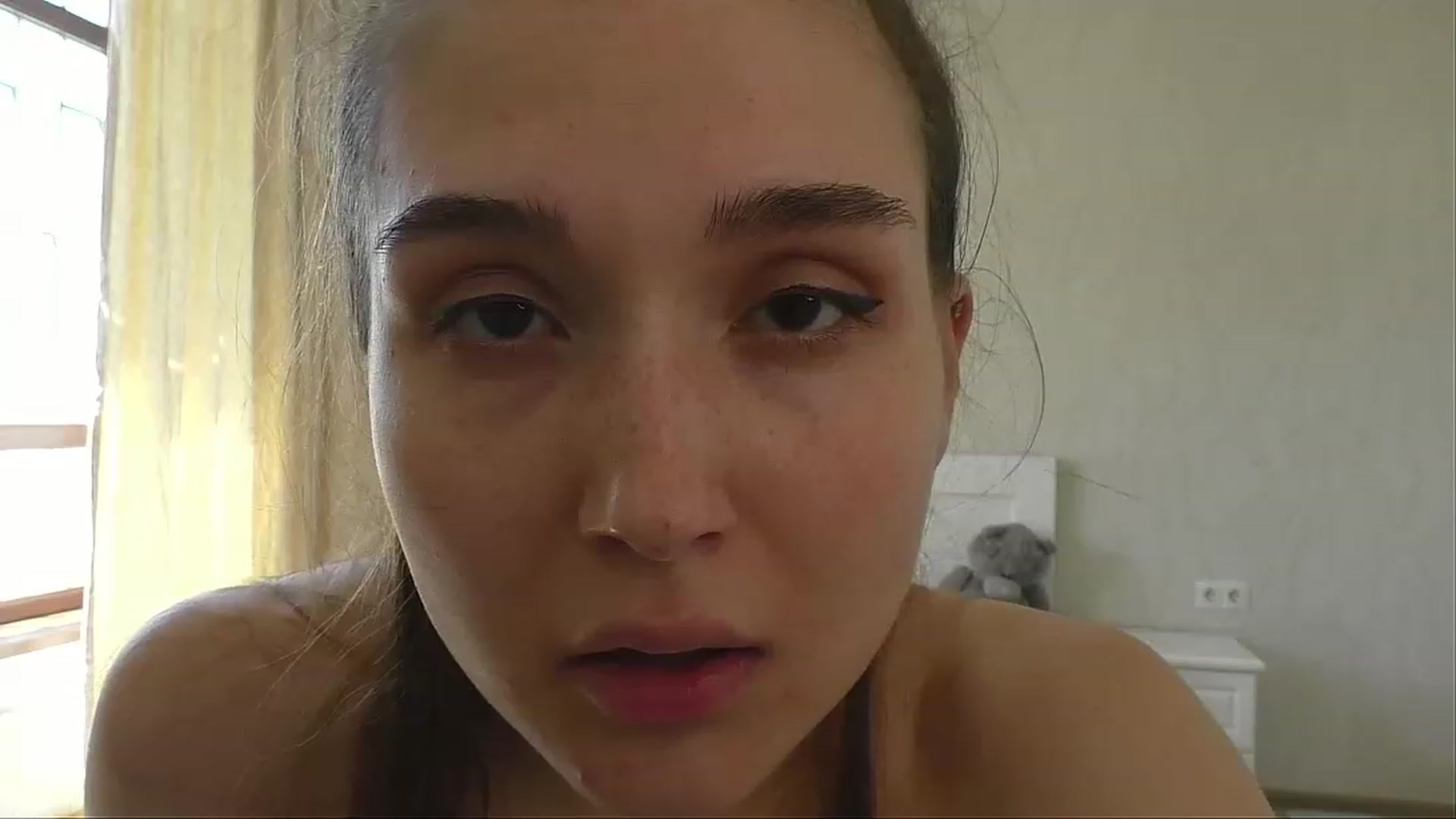 Gallery image thumbnail from LeraNuttella's myfreecams stream on, 05/05/2023, 09:58 image 17 of 20
