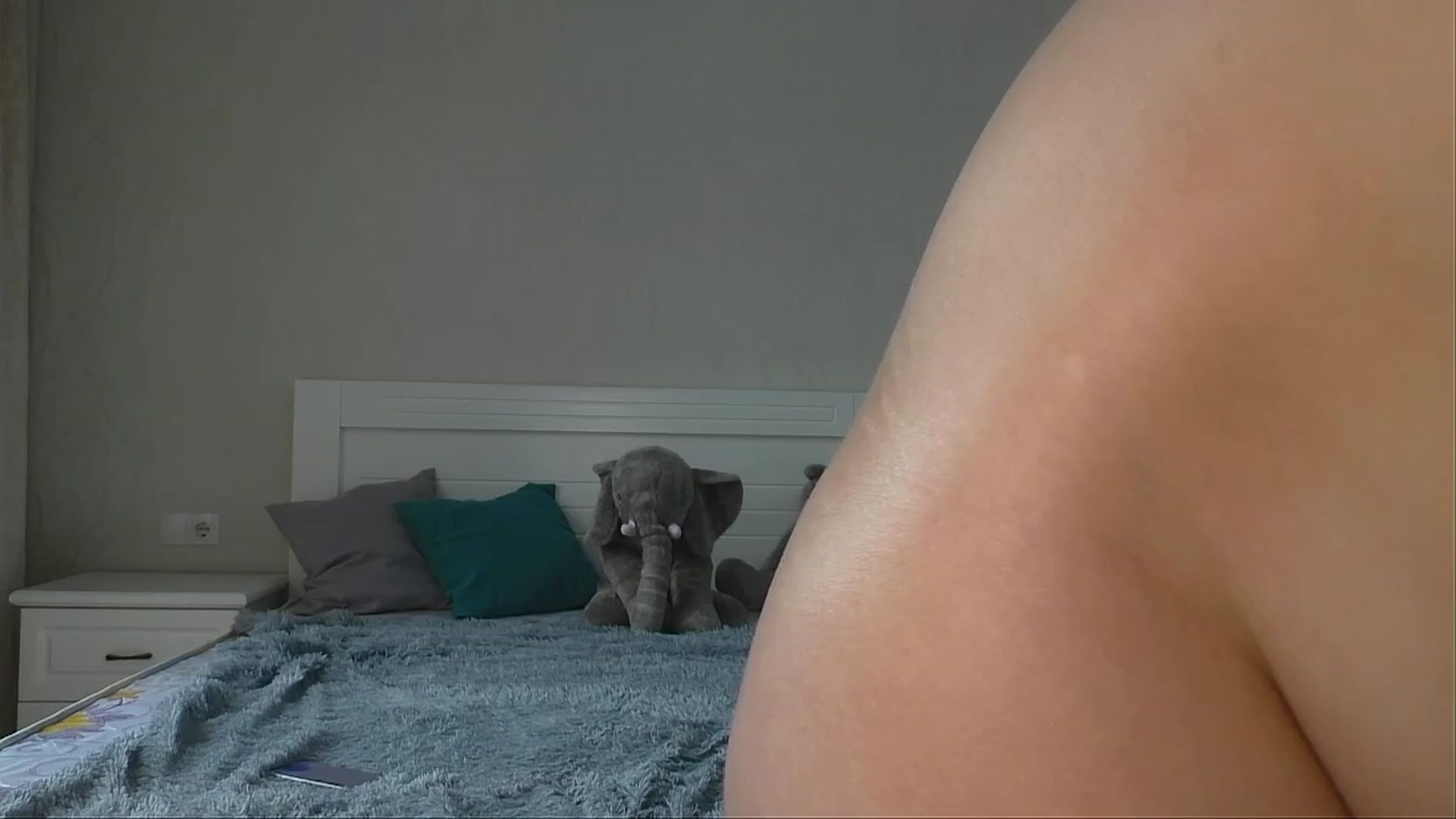 Gallery image thumbnail from LeraNuttella's myfreecams stream on, 05/12/2023, 10:23 image 4 of 20