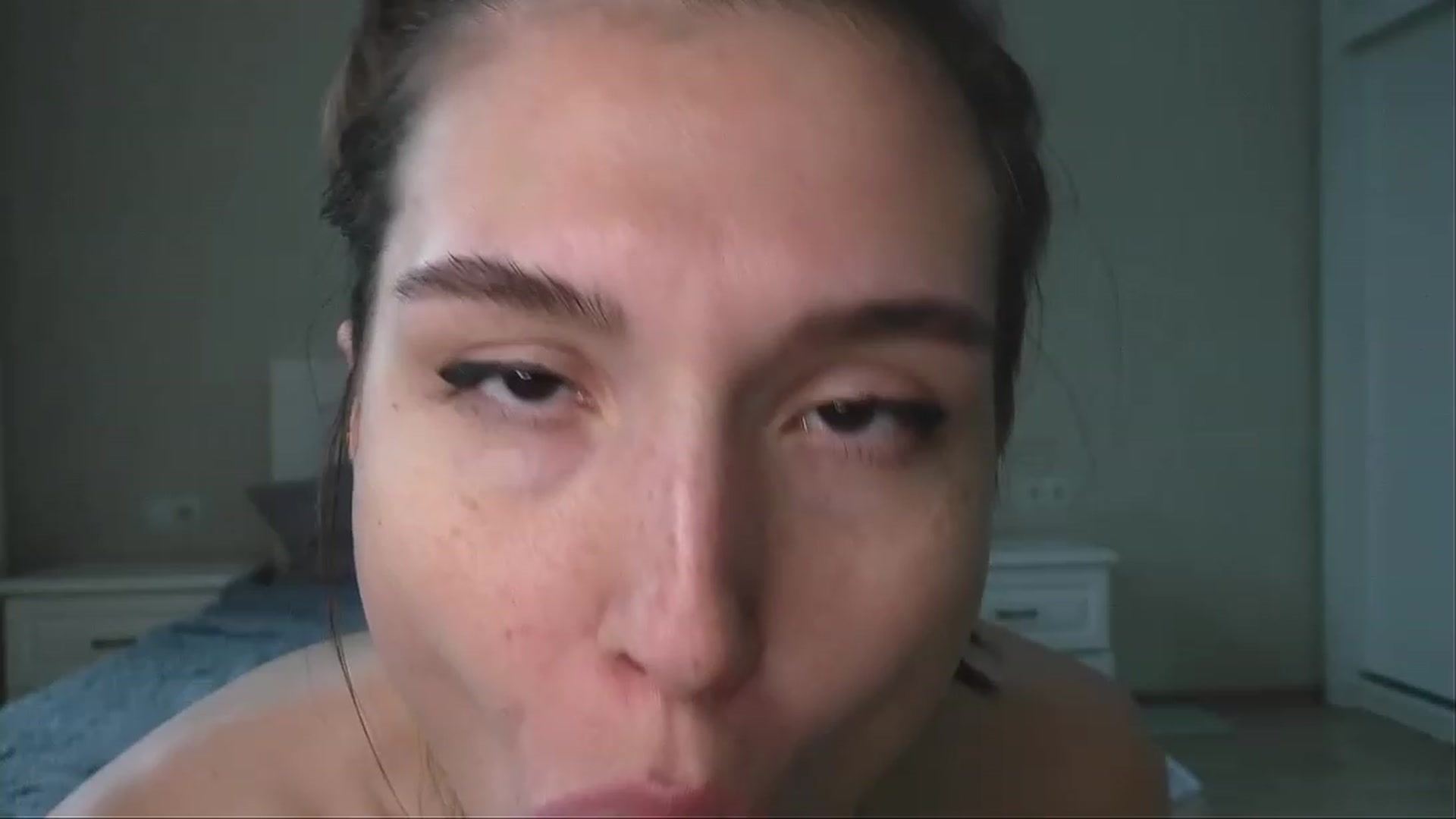 Gallery image thumbnail from LeraNuttella's myfreecams stream on, 05/12/2023, 10:23 image 10 of 20