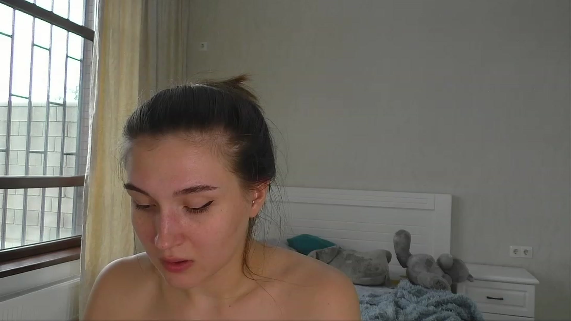 Gallery image thumbnail from LeraNuttella's myfreecams stream on, 05/12/2023, 10:57 image 19 of 20