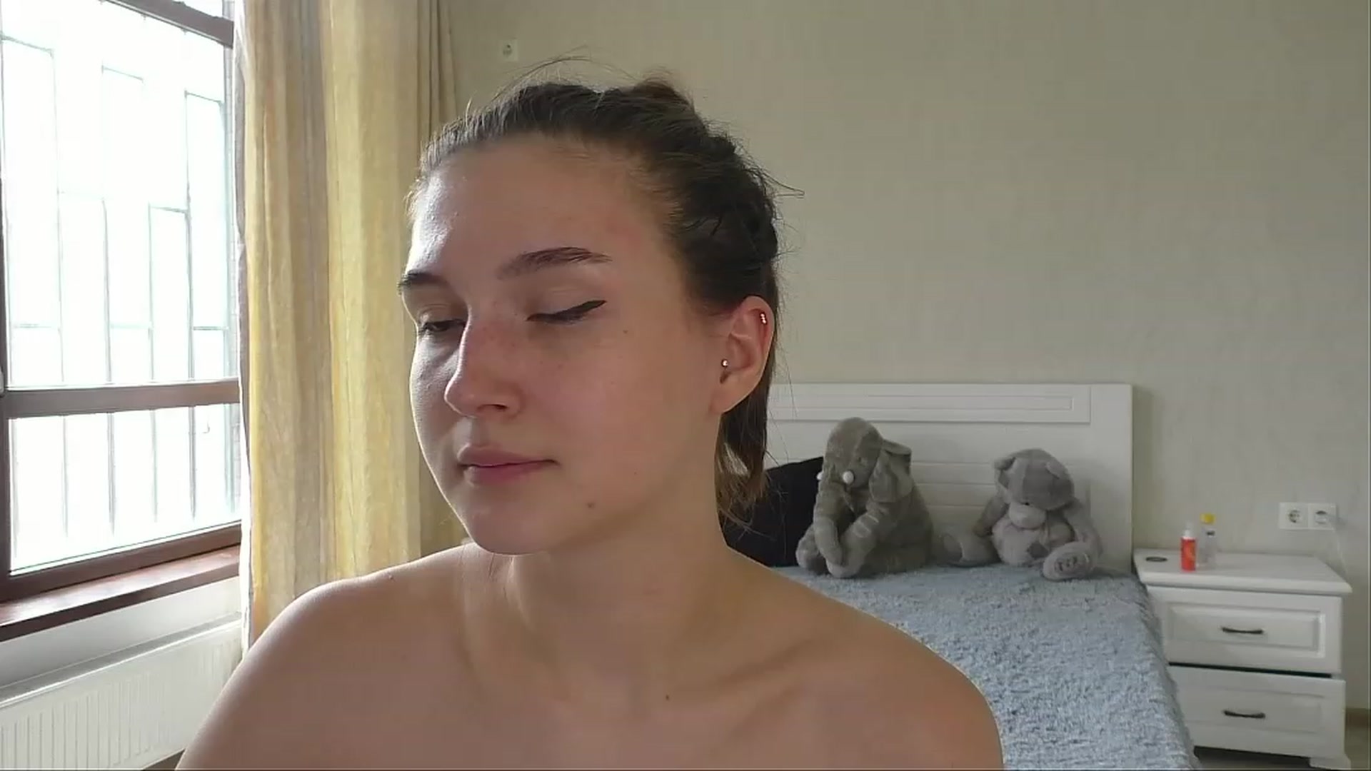 Gallery image thumbnail from LeraNuttella's myfreecams stream on, 06/04/2023, 10:12 image 8 of 20