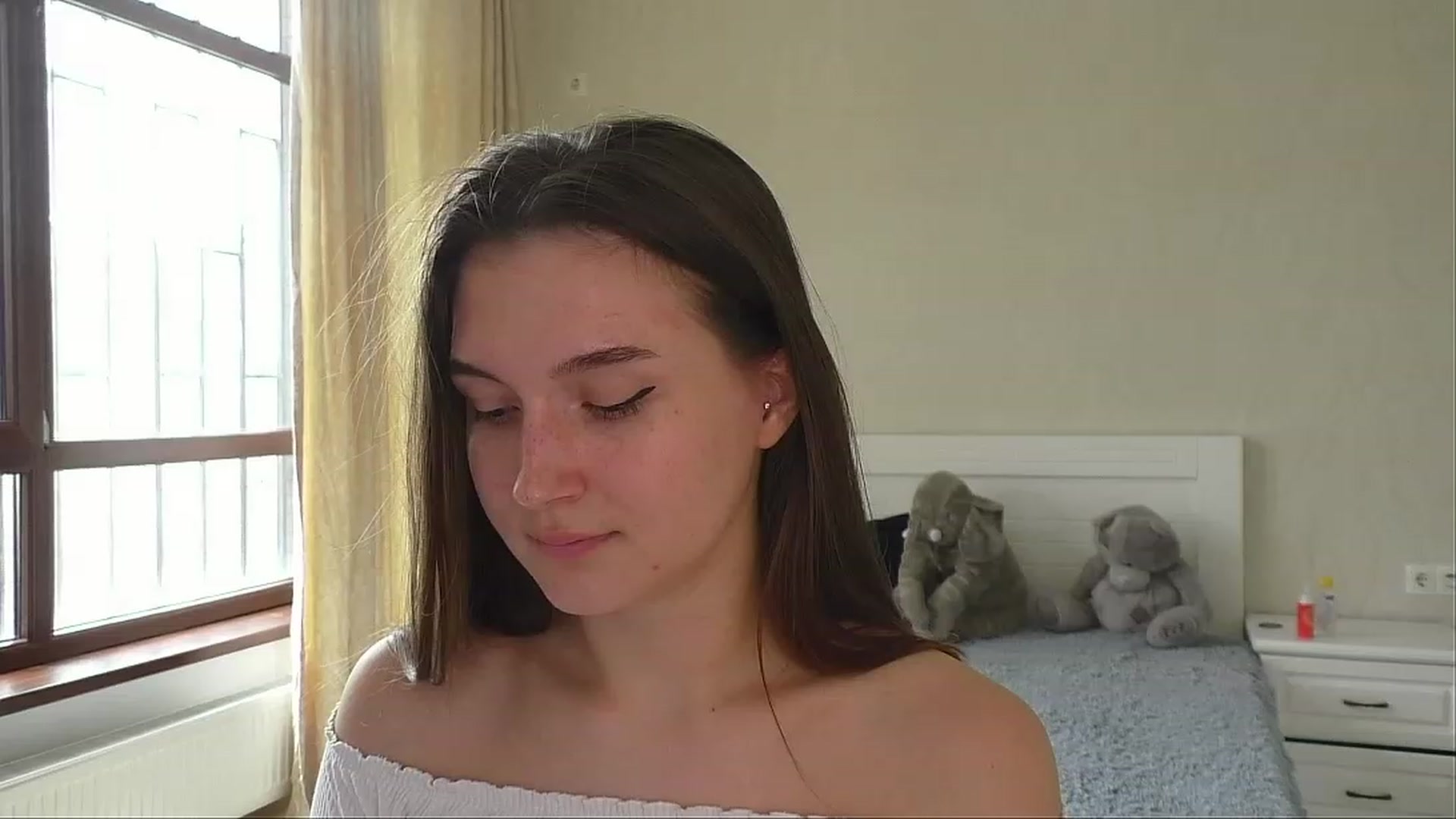 Gallery image thumbnail from LeraNuttella's myfreecams stream on, 06/04/2023, 10:12 image 17 of 20