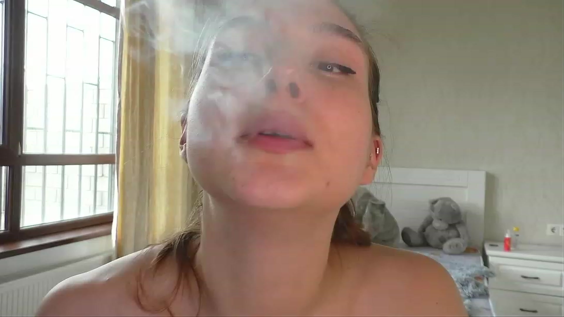 Gallery image thumbnail from LeraNuttella's myfreecams stream on, 06/04/2023, 11:26 image 12 of 20