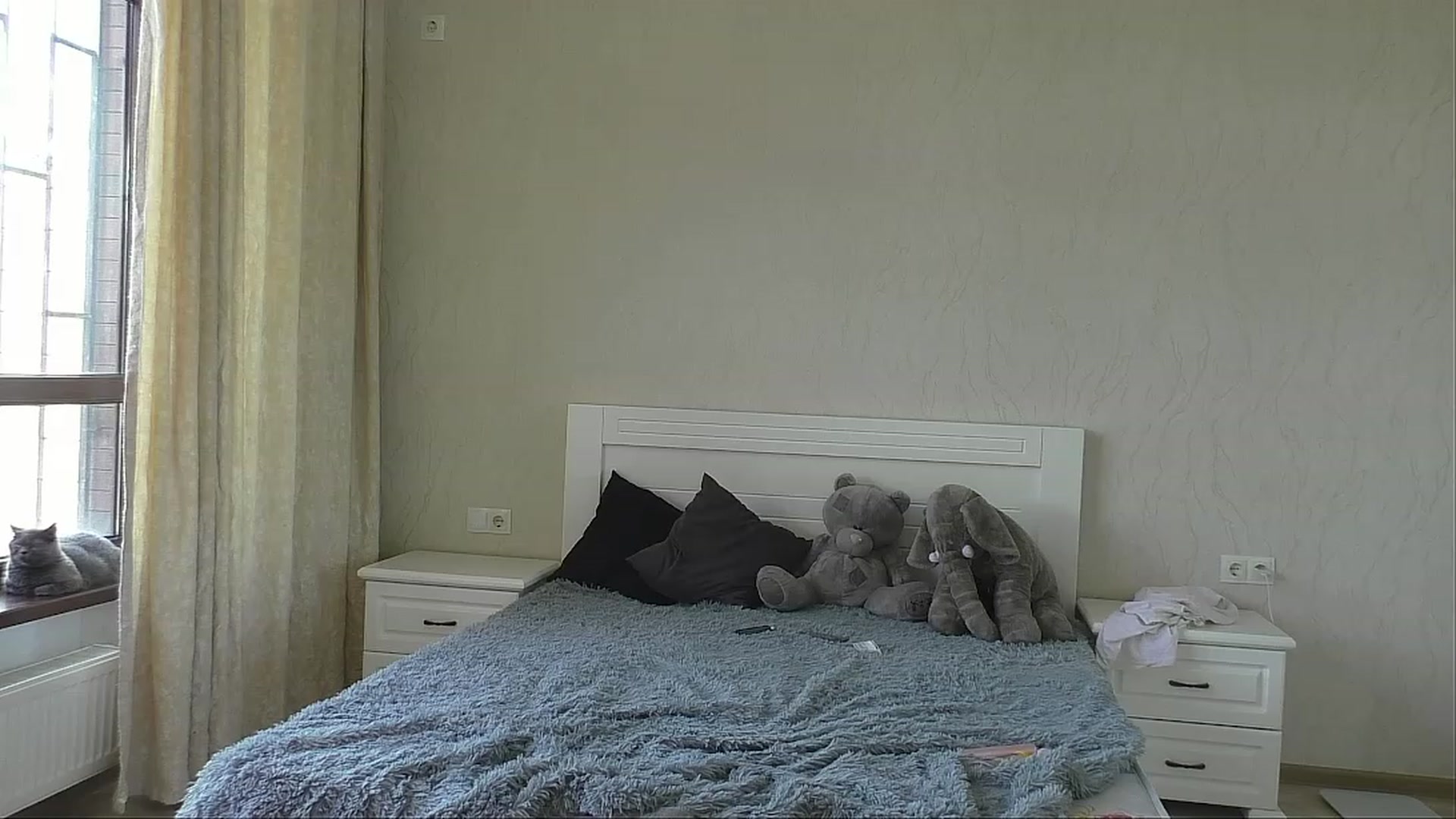 Gallery image thumbnail from LeraNuttella's myfreecams stream on, 06/16/2023, 08:12 image 7 of 20