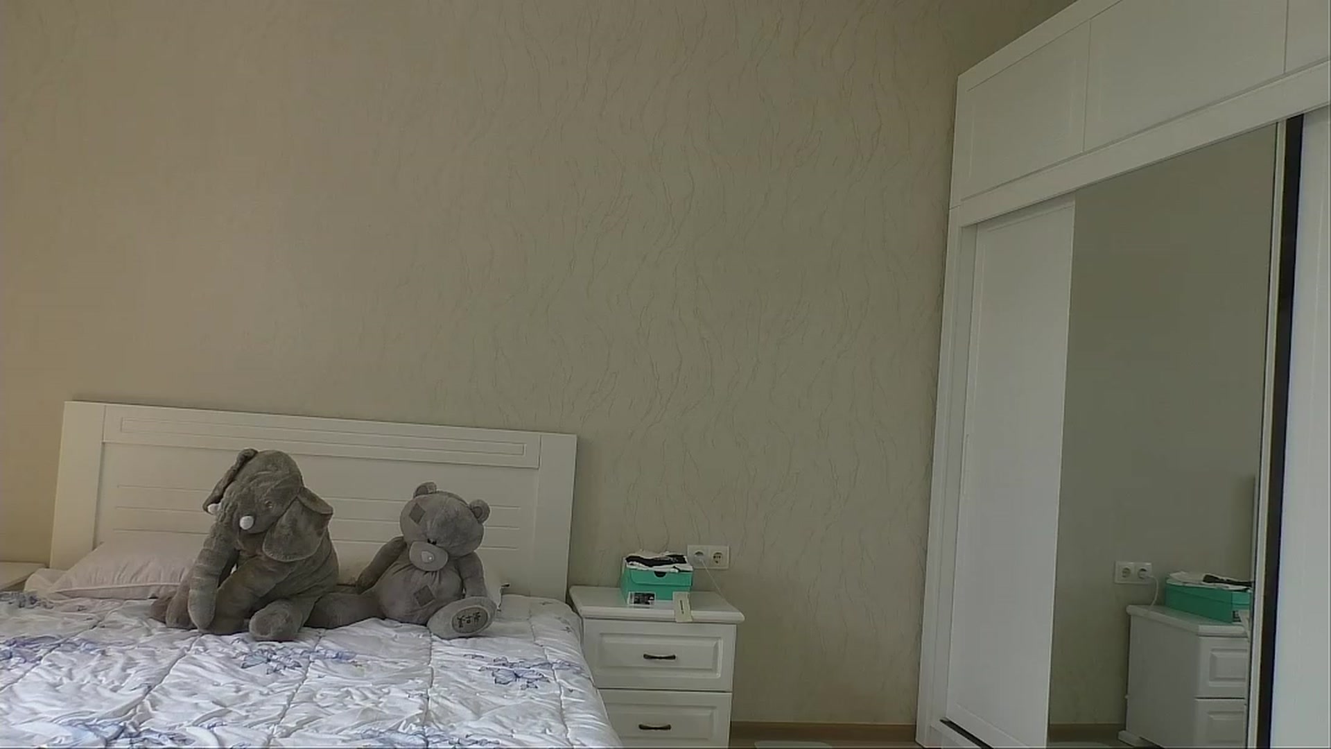 Gallery image thumbnail from LeraNuttella's myfreecams stream on, 08/04/2023, 10:41 image 9 of 20