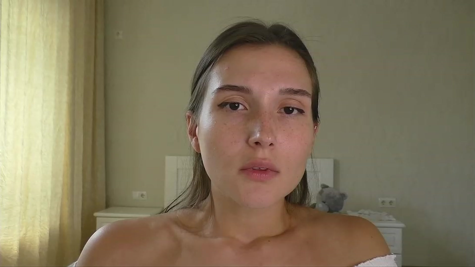 Gallery image thumbnail from LeraNuttella's myfreecams stream on, 09/01/2023, 13:36 image 4 of 20