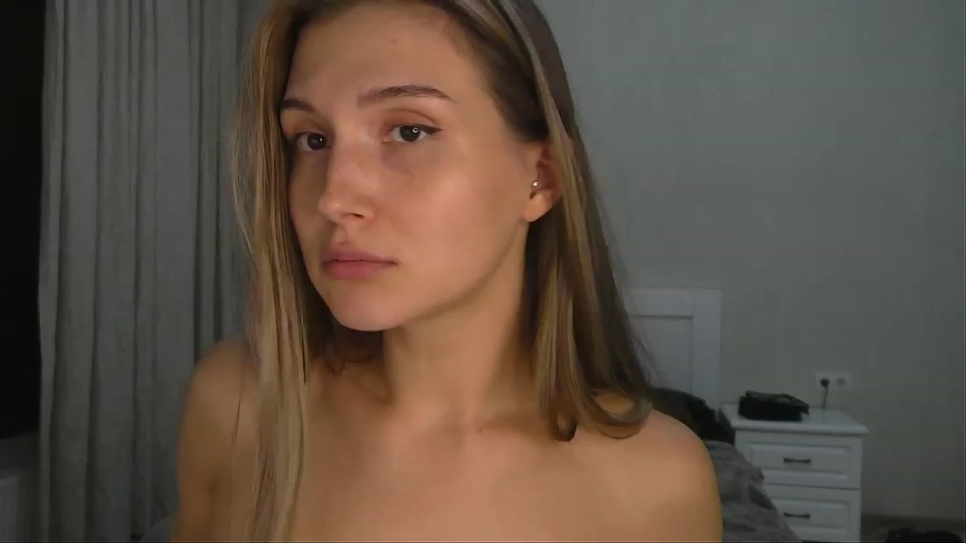 Gallery image thumbnail from LeraNuttella's myfreecams stream on, 12/09/2023, 17:23 image 7 of 20