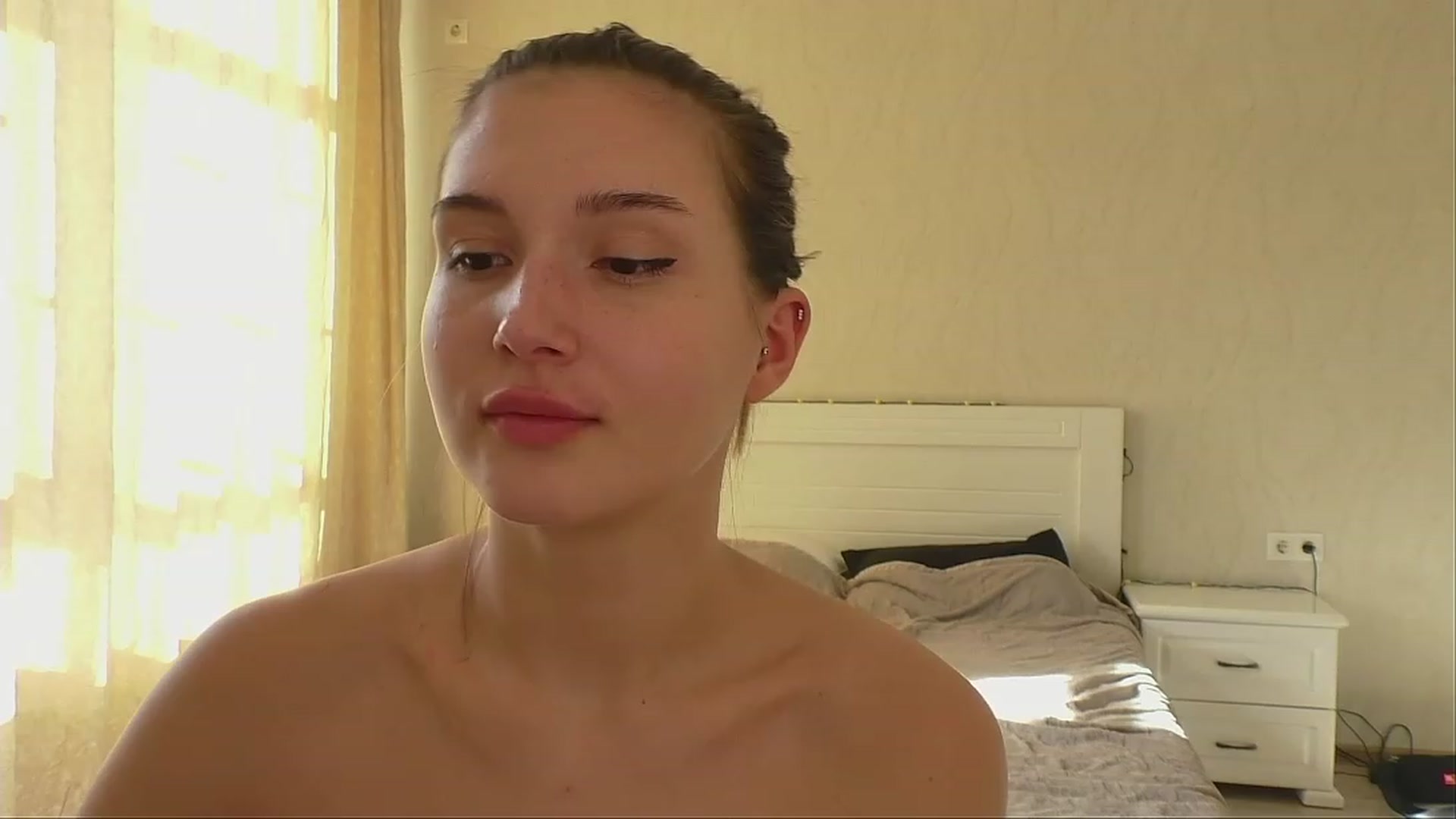 Gallery image thumbnail from LeraNuttella's myfreecams stream on, 02/08/2024, 10:53 image 20 of 20