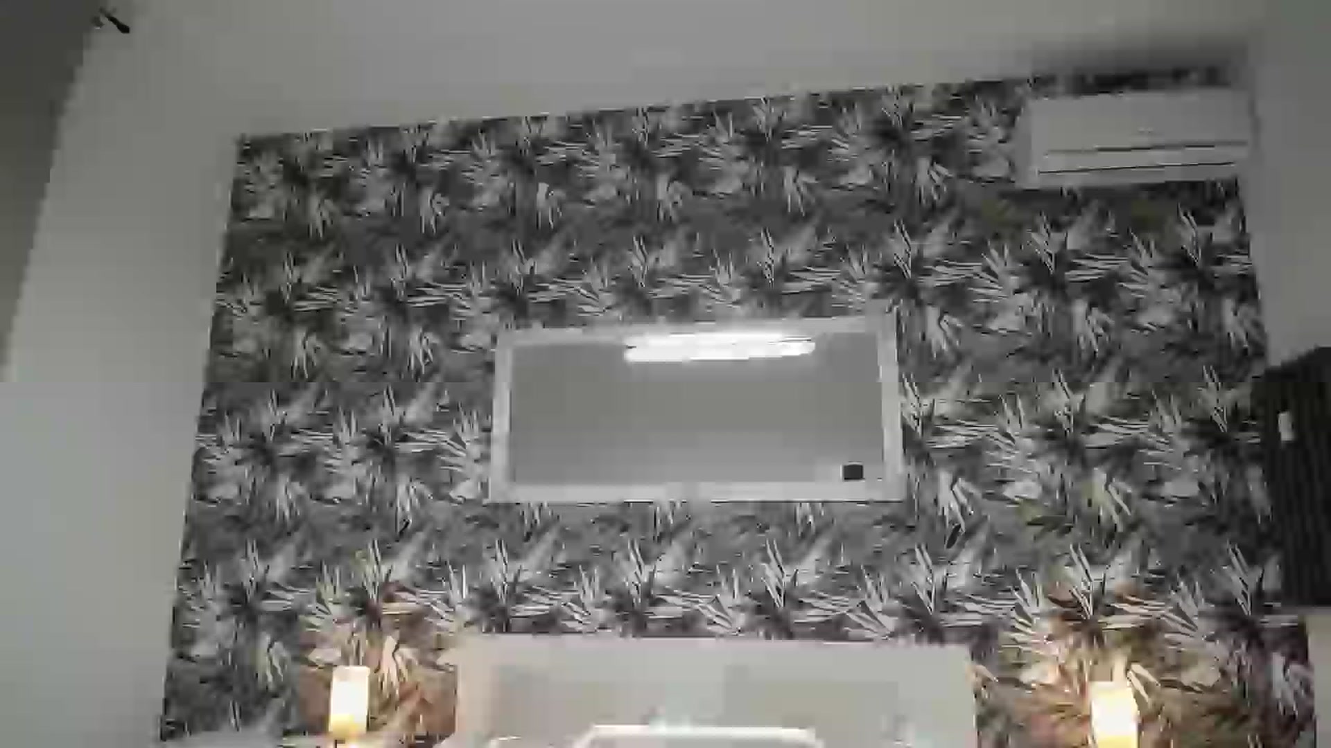 Gallery image thumbnail from LeslieInRome's myfreecams stream on, 09/07/2024, 21:18 image 5 of 20