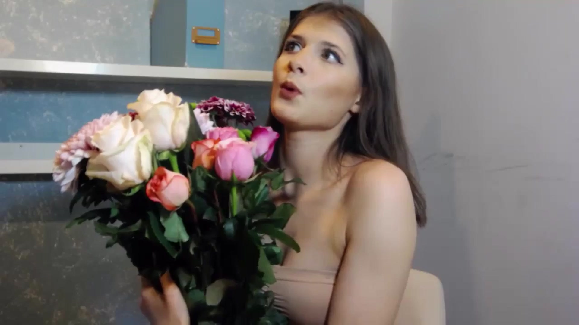 Gallery image thumbnail from LeslieKat's myfreecams stream on, 11/01/2023, 18:53 image 3 of 20