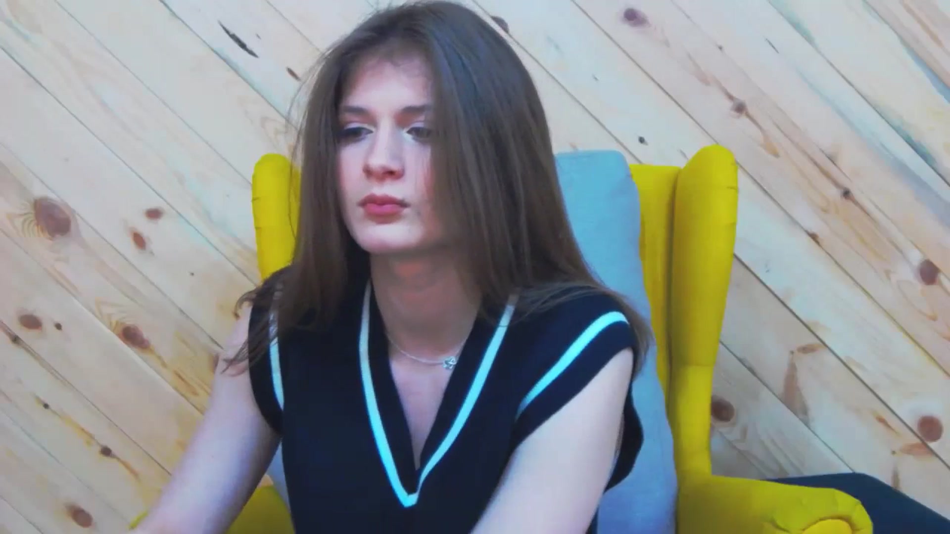 Gallery image thumbnail from LeslieKat's myfreecams stream on, 01/08/2024, 19:02 image 5 of 20