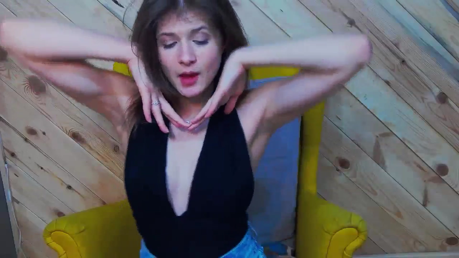 Gallery image thumbnail from LeslieKat's myfreecams stream on, 01/25/2024, 02:21 image 10 of 20