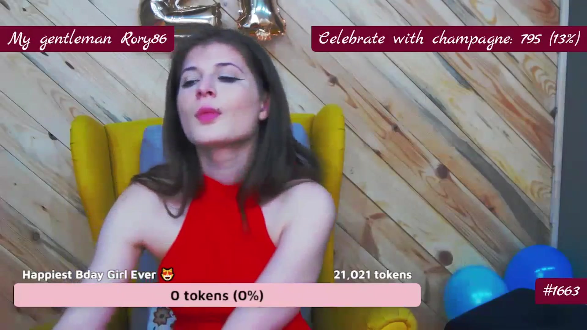 Gallery image thumbnail from LeslieKat's myfreecams stream on, 03/01/2024, 20:10 image 12 of 20
