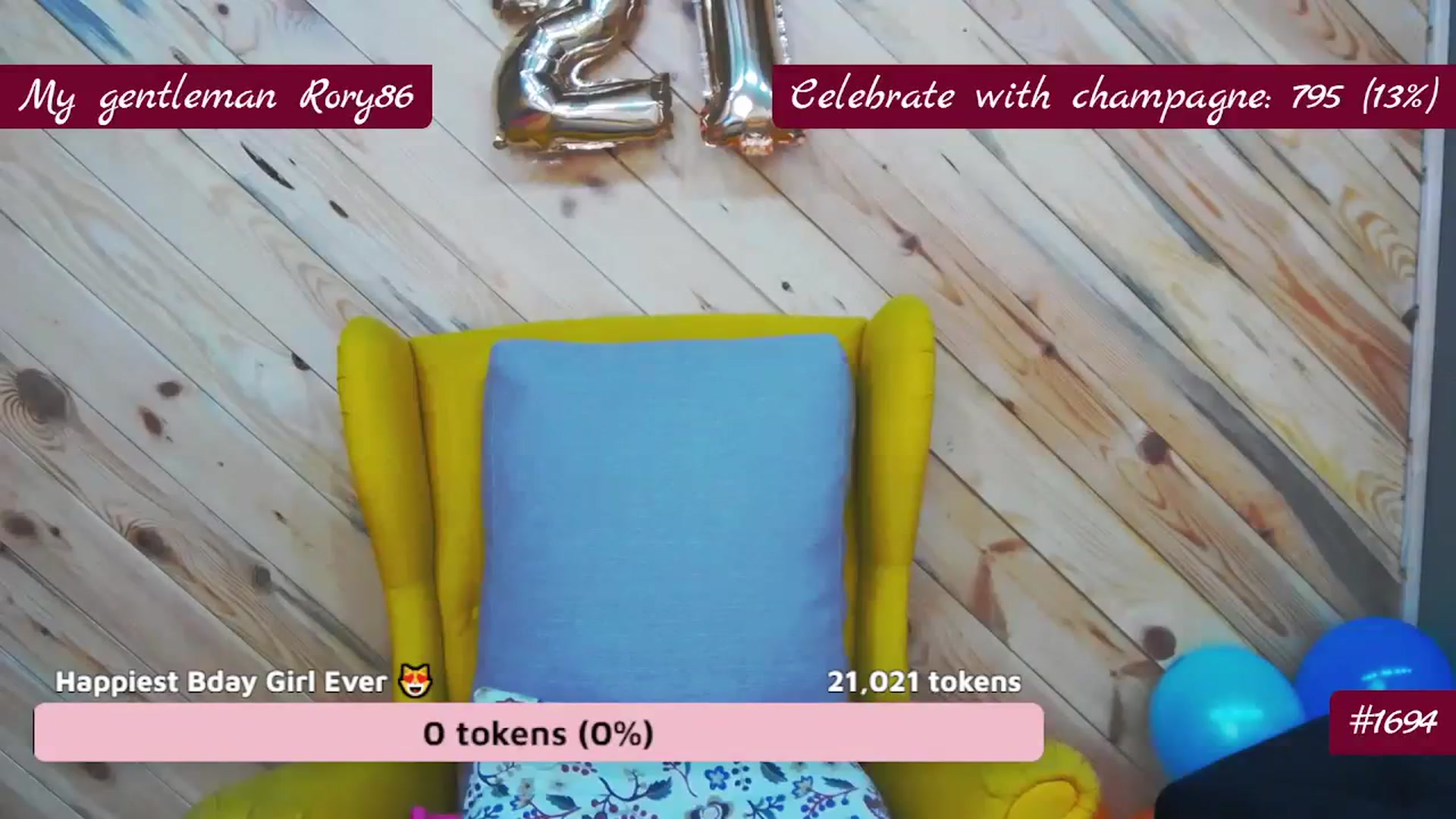 Gallery image thumbnail from LeslieKat's myfreecams stream on, 03/01/2024, 20:10 image 7 of 20