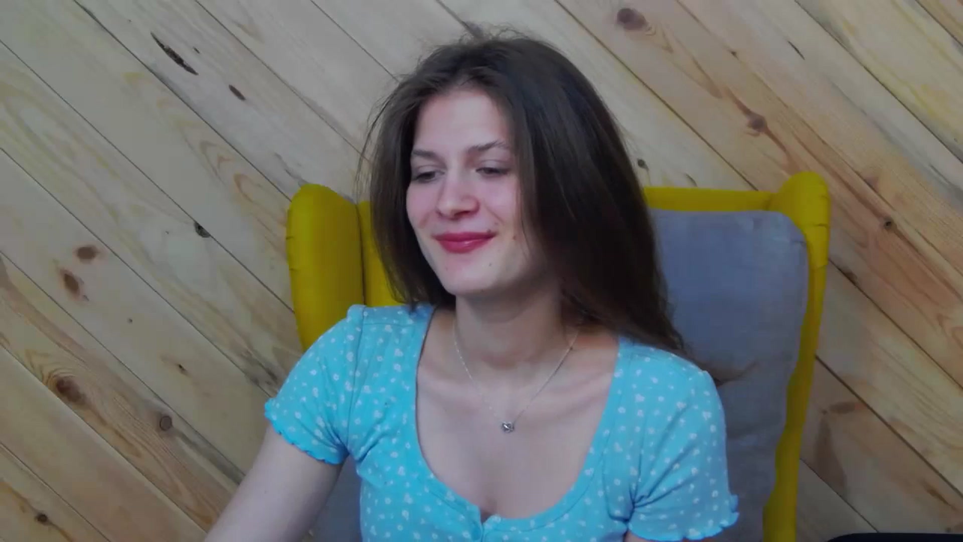 Gallery image thumbnail from LeslieKat's myfreecams stream on, 03/07/2024, 18:46 image 4 of 20
