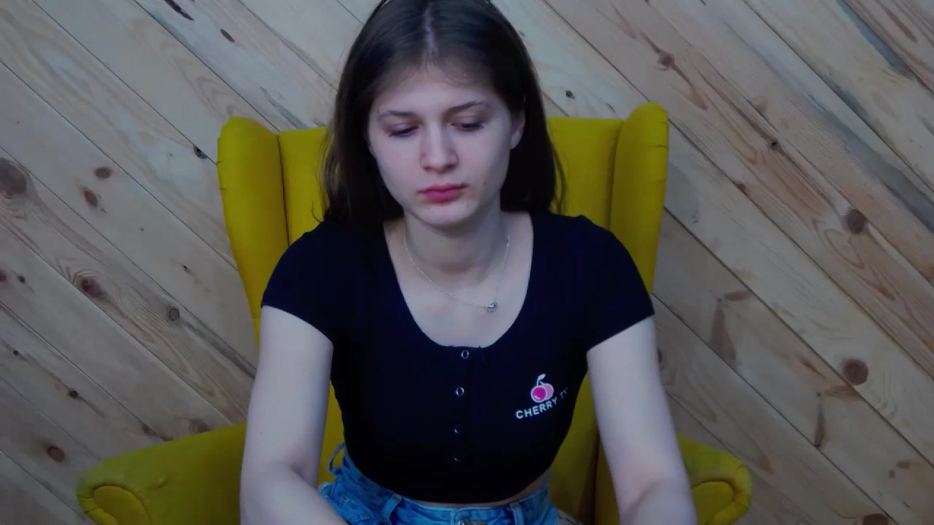 Gallery image thumbnail from LeslieKat's myfreecams stream on, 03/09/2024, 18:18 image 4 of 20
