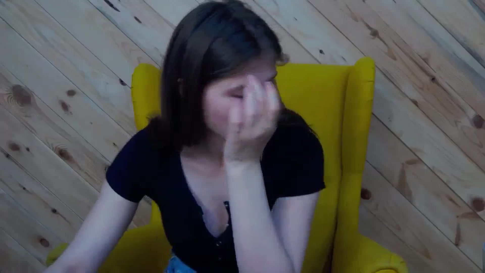Gallery image thumbnail from LeslieKat's myfreecams stream on, 03/09/2024, 21:37 image 11 of 20