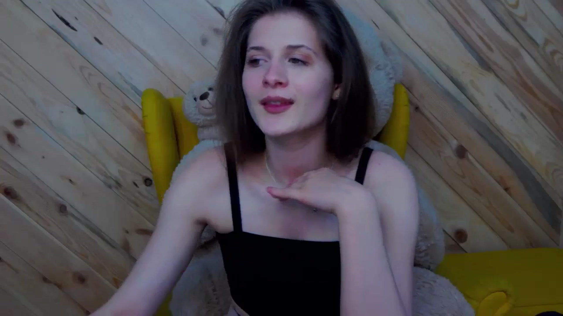 Gallery image thumbnail from LeslieKat's myfreecams stream on, 03/27/2024, 18:51 image 3 of 20