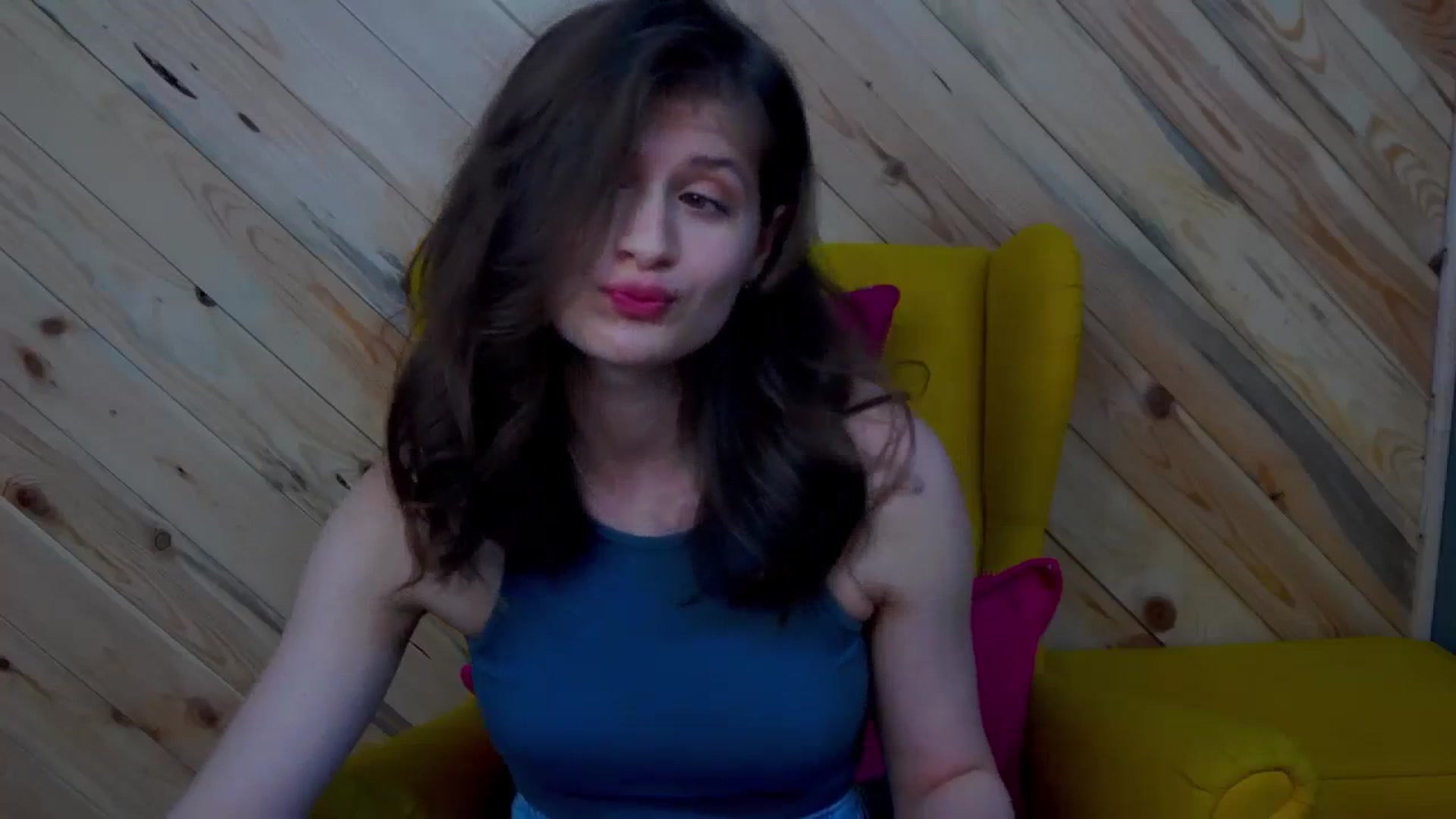 Gallery image thumbnail from LeslieKat's myfreecams stream on, 03/30/2024, 19:42 image 11 of 20