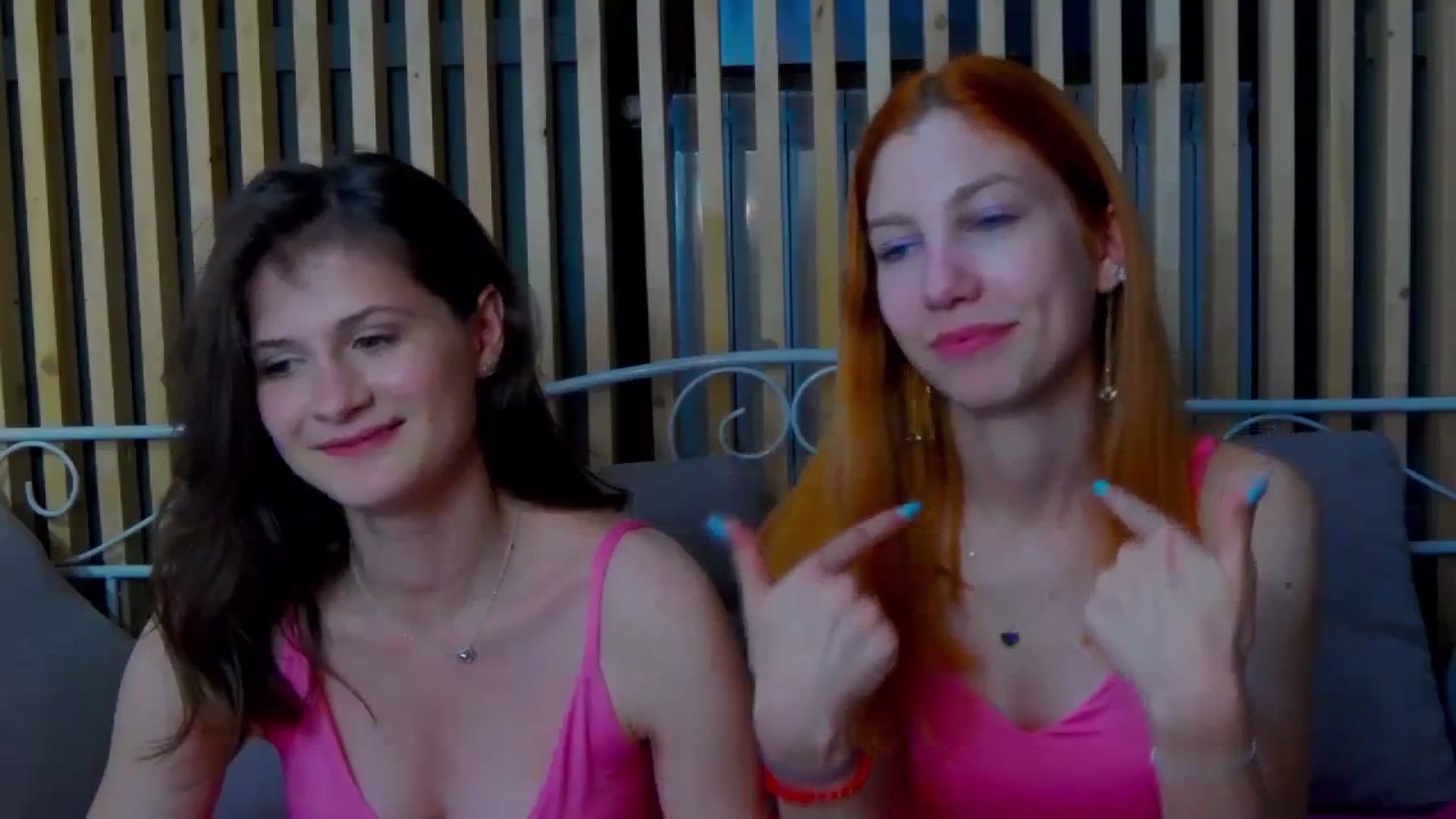 Gallery image thumbnail from LeslieKat's myfreecams stream on, 03/31/2024, 24:40 image 4 of 20