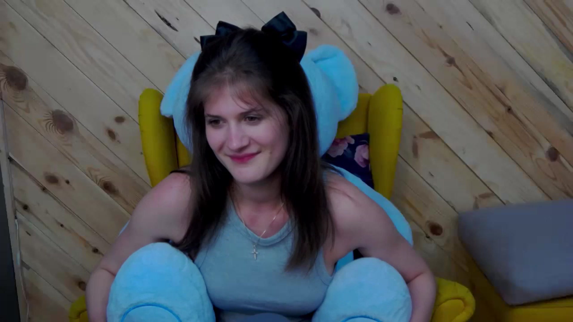 Gallery image thumbnail from LeslieKat's myfreecams stream on, 04/08/2024, 23:38 image 1 of 20